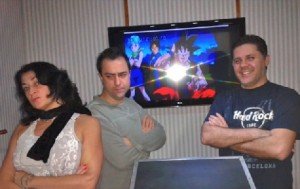 Tânia Gaidarji (Bulma), Alfredo Rollo (Vegeta) e Wendel Bezerra (Goku) na UniDub